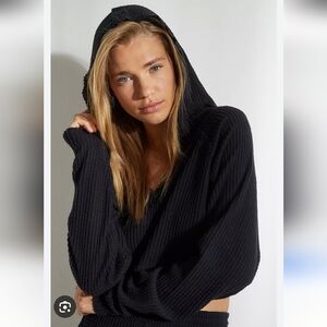 HYFVE Waffle Croped Black Ribbed Hooded Turtleneck Sweater